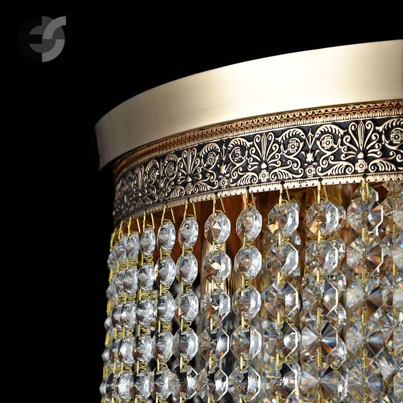 polilej s kristali cascade