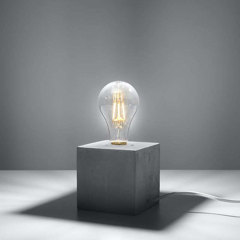 nastolna lampa ariz tsiment