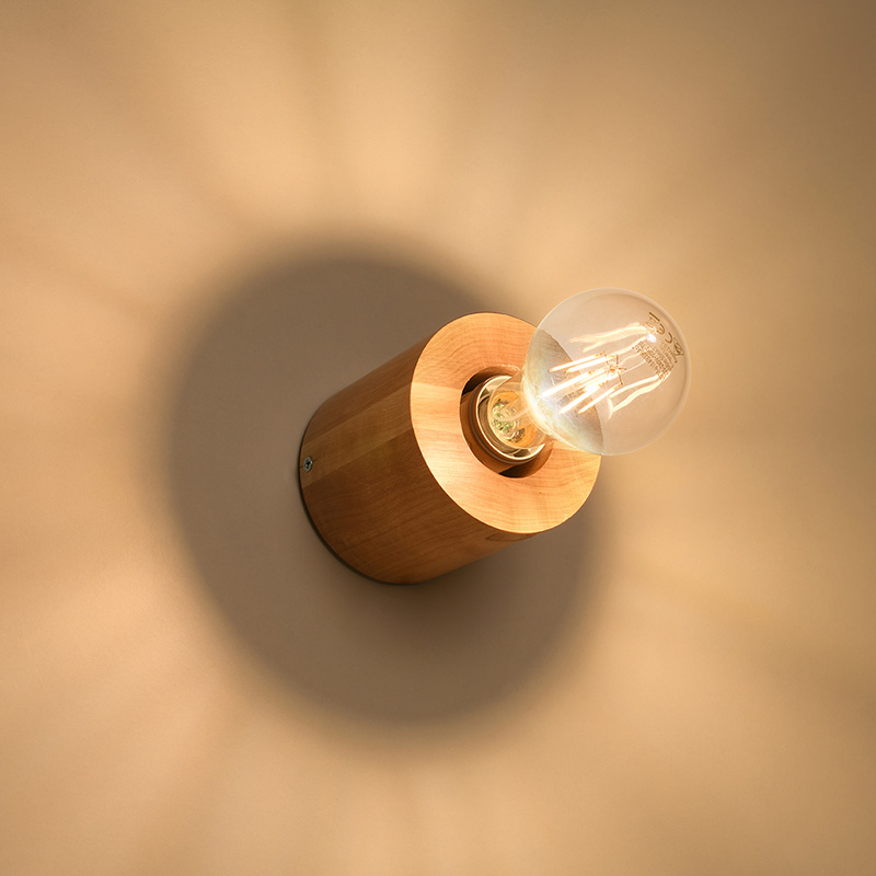 aplik ot estestveno dyrvo salgado