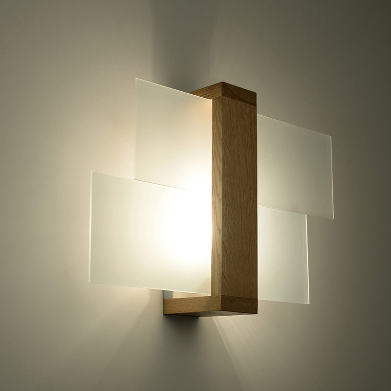 aplik ot estestveno dyrvo feniks