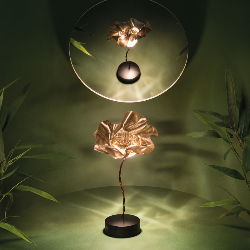 dizajnerska nastolna lampa 2700k lafleur velvet