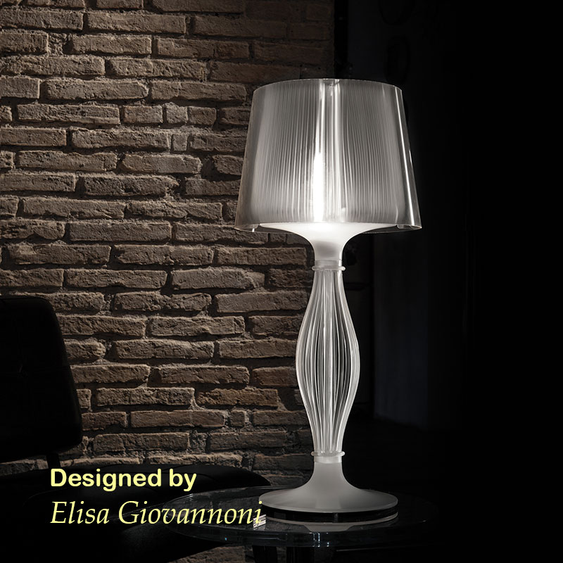 dizajnerska nastolna lampa e27 liza prisma