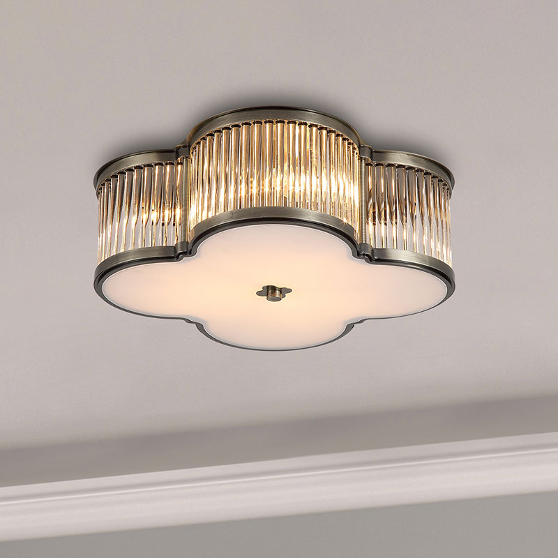 plafon ot metal i styklo lotus