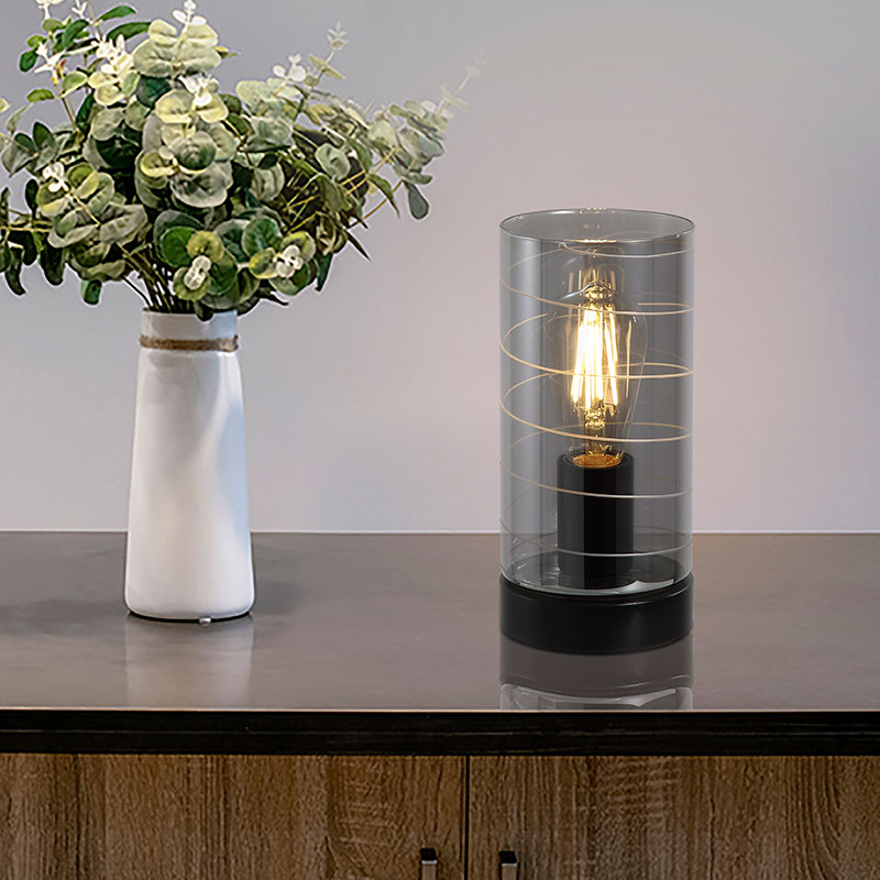 dekorativna nastolna lampa s opusheno styklo broughton