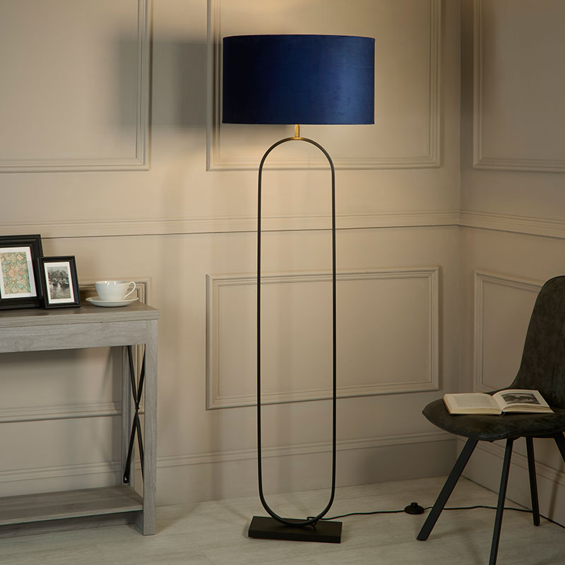 podova lampa s abajur v tymno sinьo modish